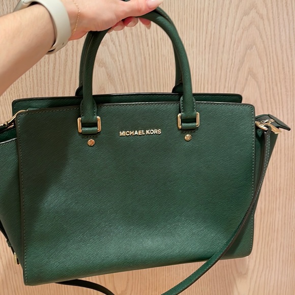 Michael Kors Handbag - Picture 6 of 6